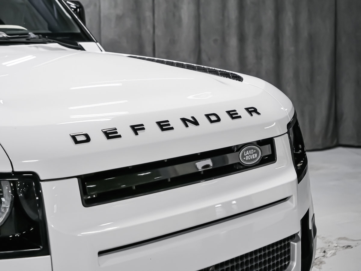 Land Rover Defender 110 SE P400 SUSPENSION ADAPTATIVE AFFICH. TÊTE HAUTE 2023-29