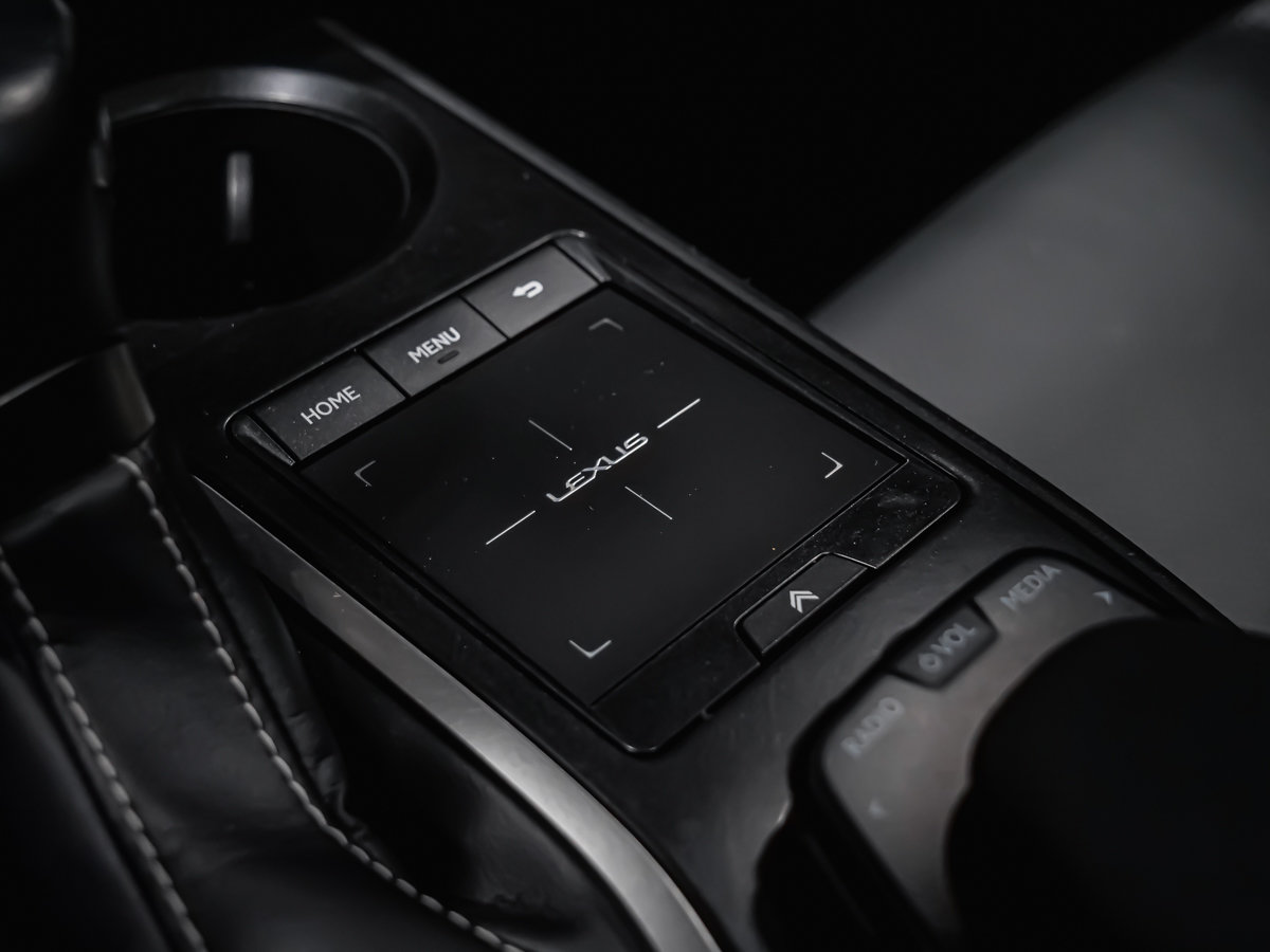 2020 Lexus UX 250H AWD LUXURY SIEGES VENTILES-12