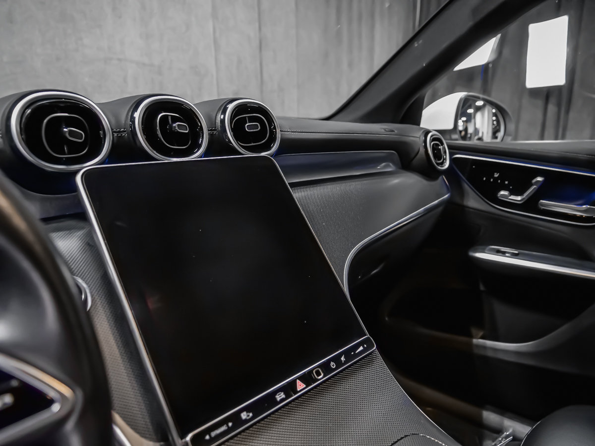 Mercedes-Benz GLC 300 4MATIC 2024-13