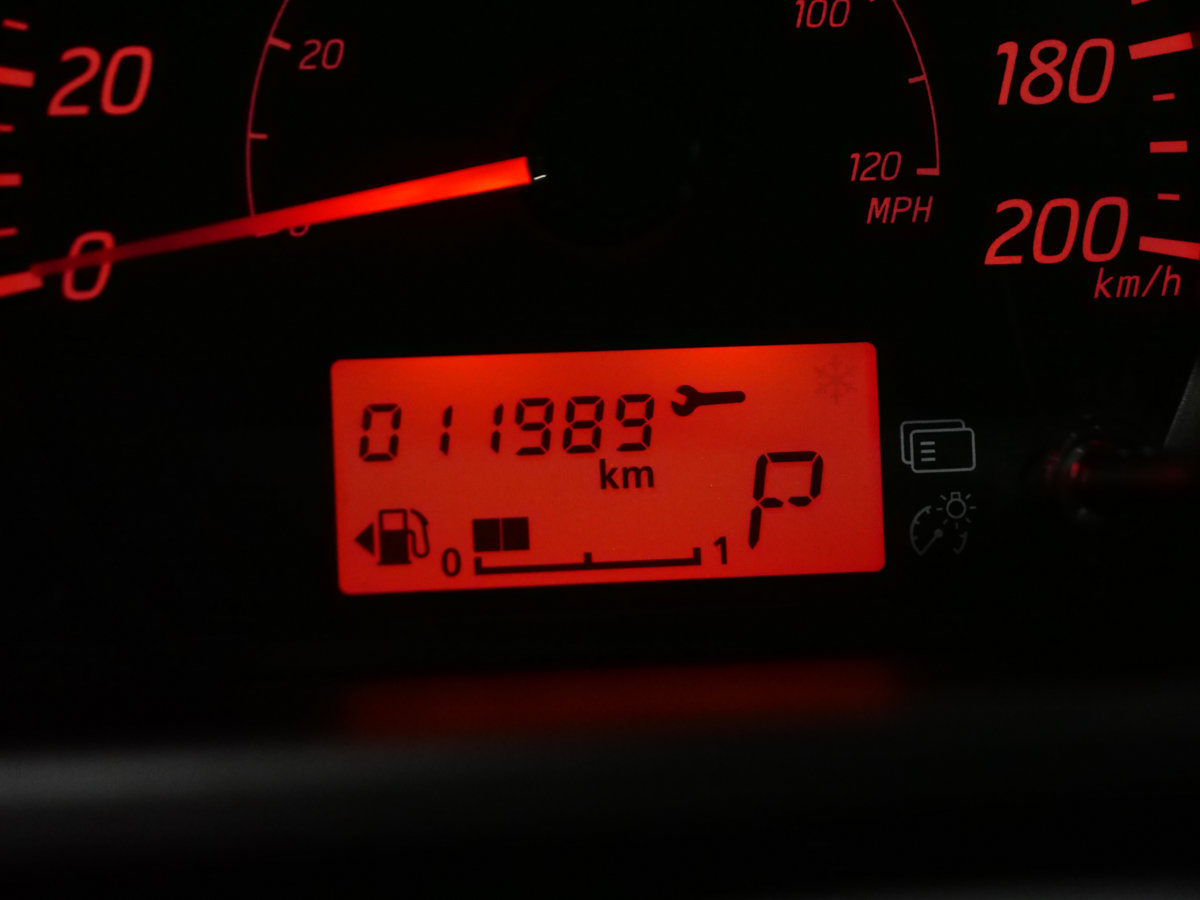 Mitsubishi Mirage ES AUTOMATIQUE 2024-12