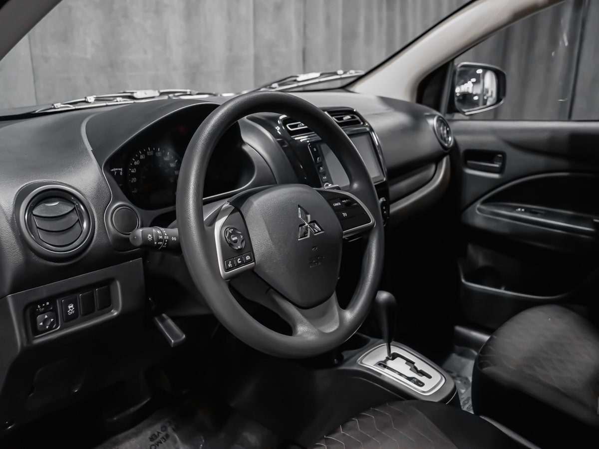 Mitsubishi Mirage ES AUTOMATIQUE 2024-9