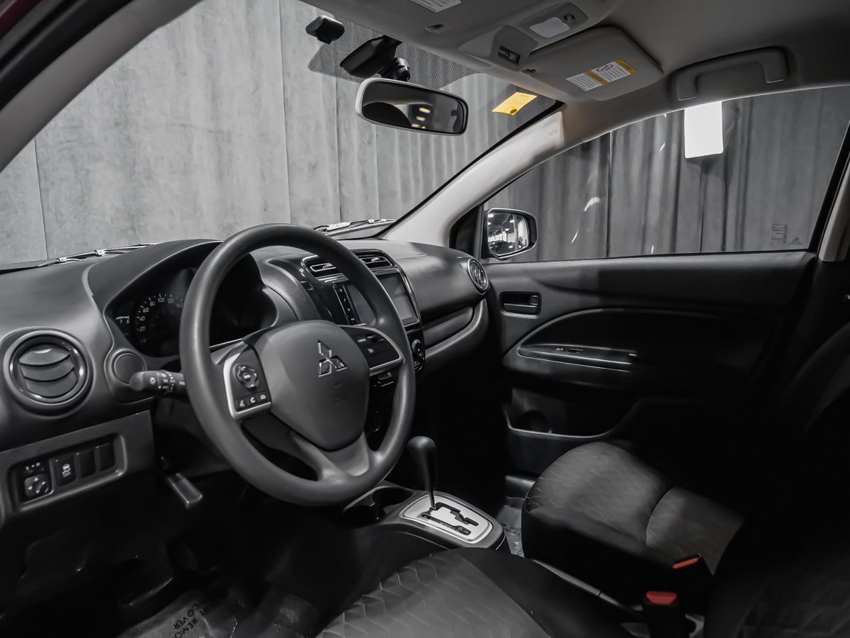 Mitsubishi Mirage ES AUTOMATIQUE 2024-7