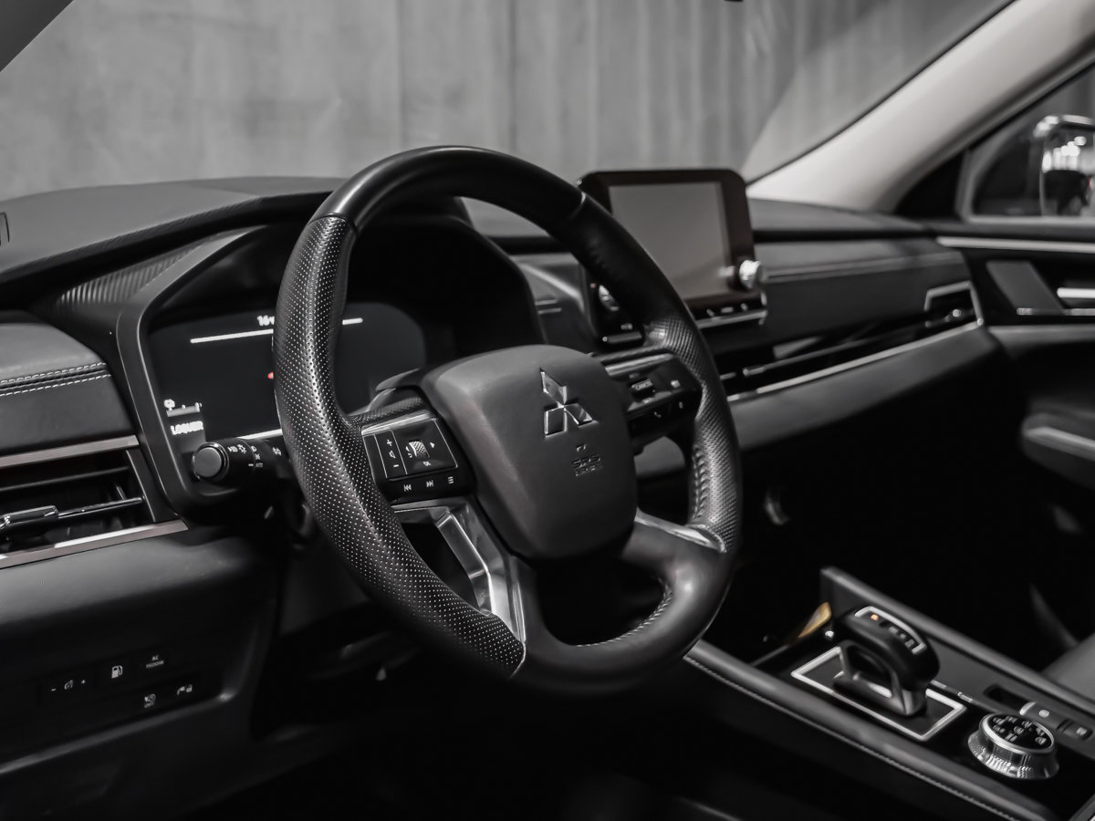 2025 Mitsubishi Outlander Plug-In Hybrid ES AWD APPLE CAR PLAY HEADLIGHT WASHER-8