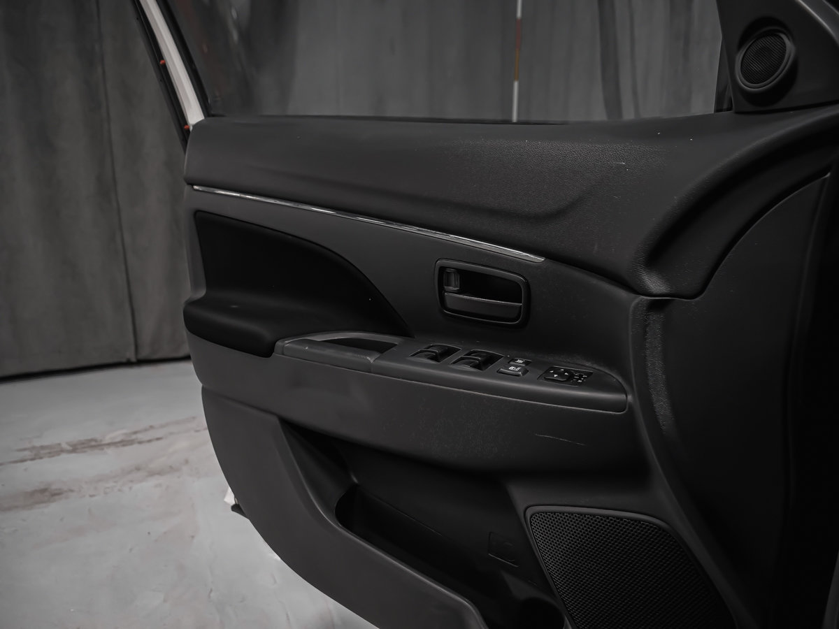 2021 Mitsubishi RVR ES AWC SIÈGES CHAUFFANTS BLUETOOTH-8