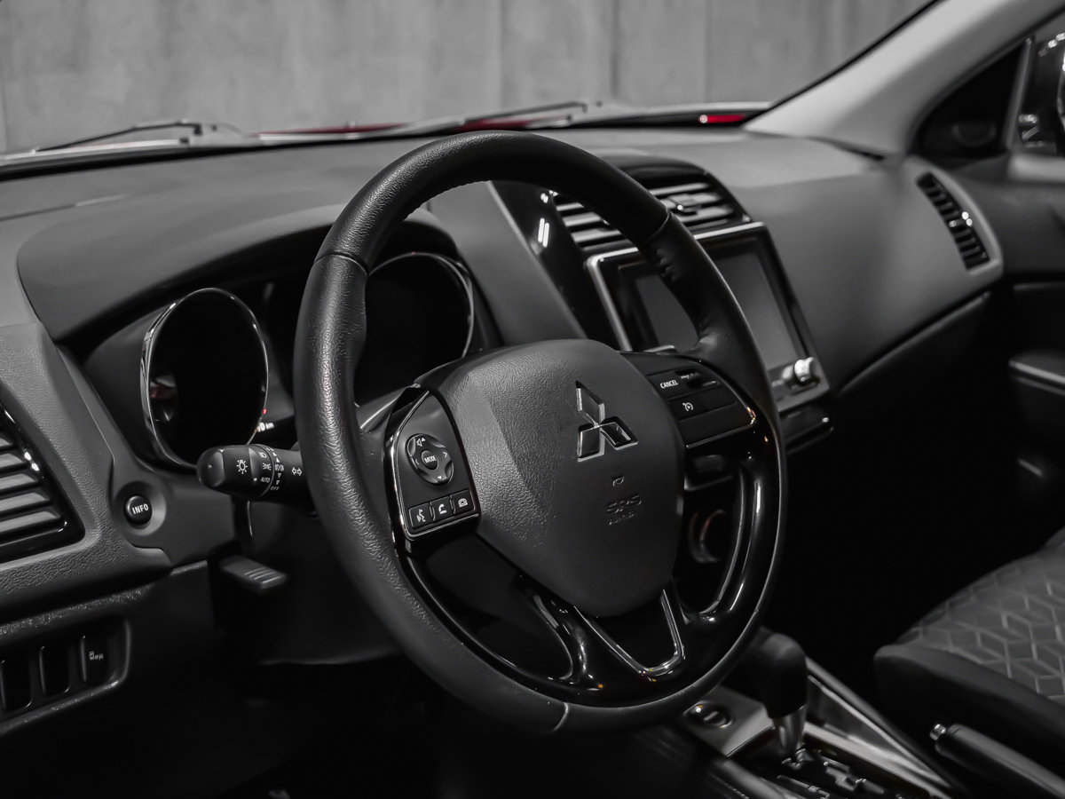 Mitsubishi RVR SE AWC 2024-8