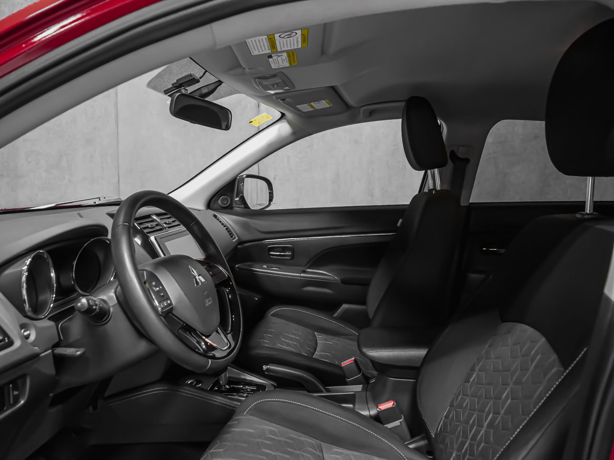 Mitsubishi RVR SE AWC 2024-12