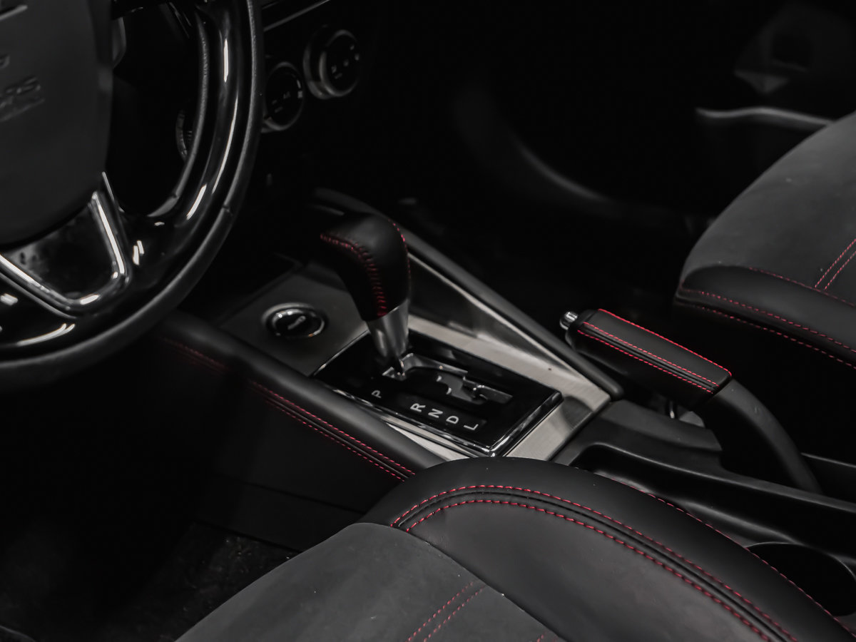 2024 Mitsubishi RVR GT AWC TOIT PANO CUIR VOLANT CHAUFFANT-7