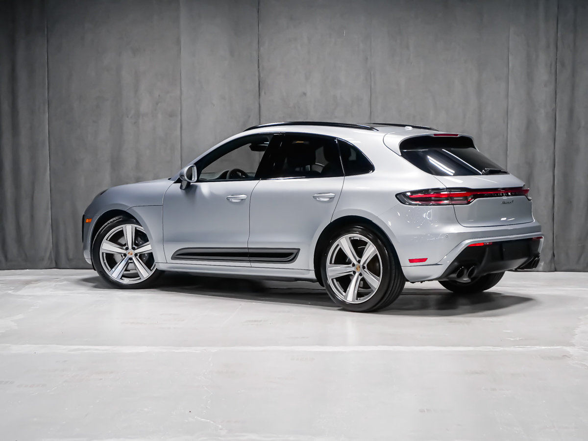 2025 Porsche Macan T-2