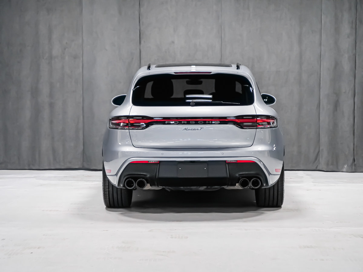 2025 Porsche Macan T-4