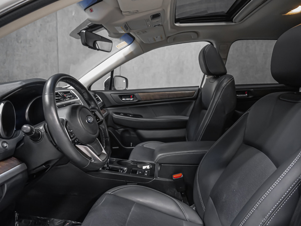 Subaru Outback Limited 2019-13