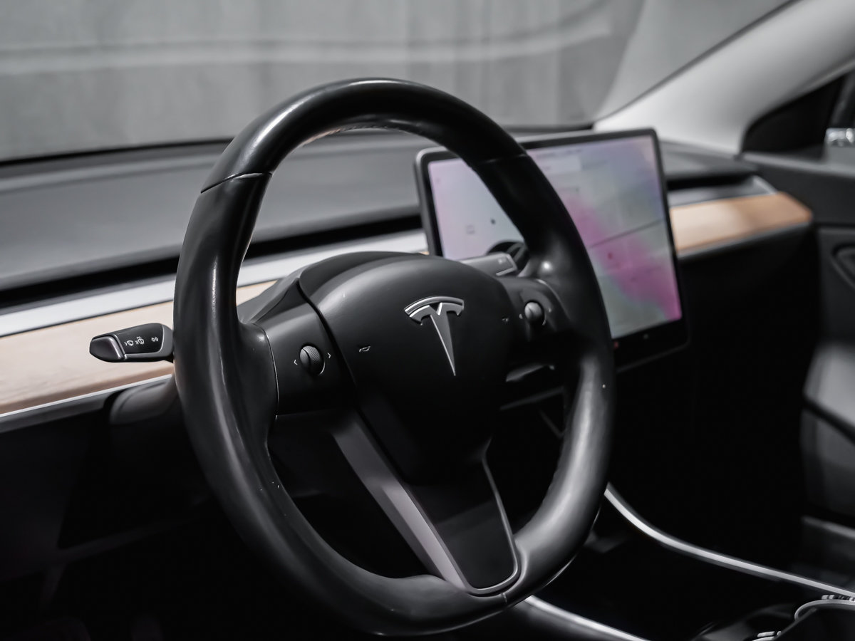 2018 Tesla MODEL 3 2 ENSEMBLE DE PNEU SIÈGES CHAUFFANTS-8