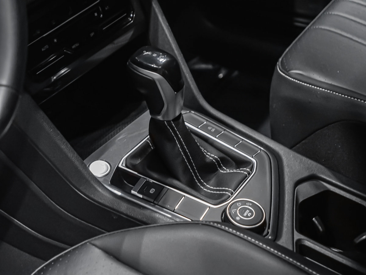 Volkswagen Tiguan COMFORTLINE 2022-6