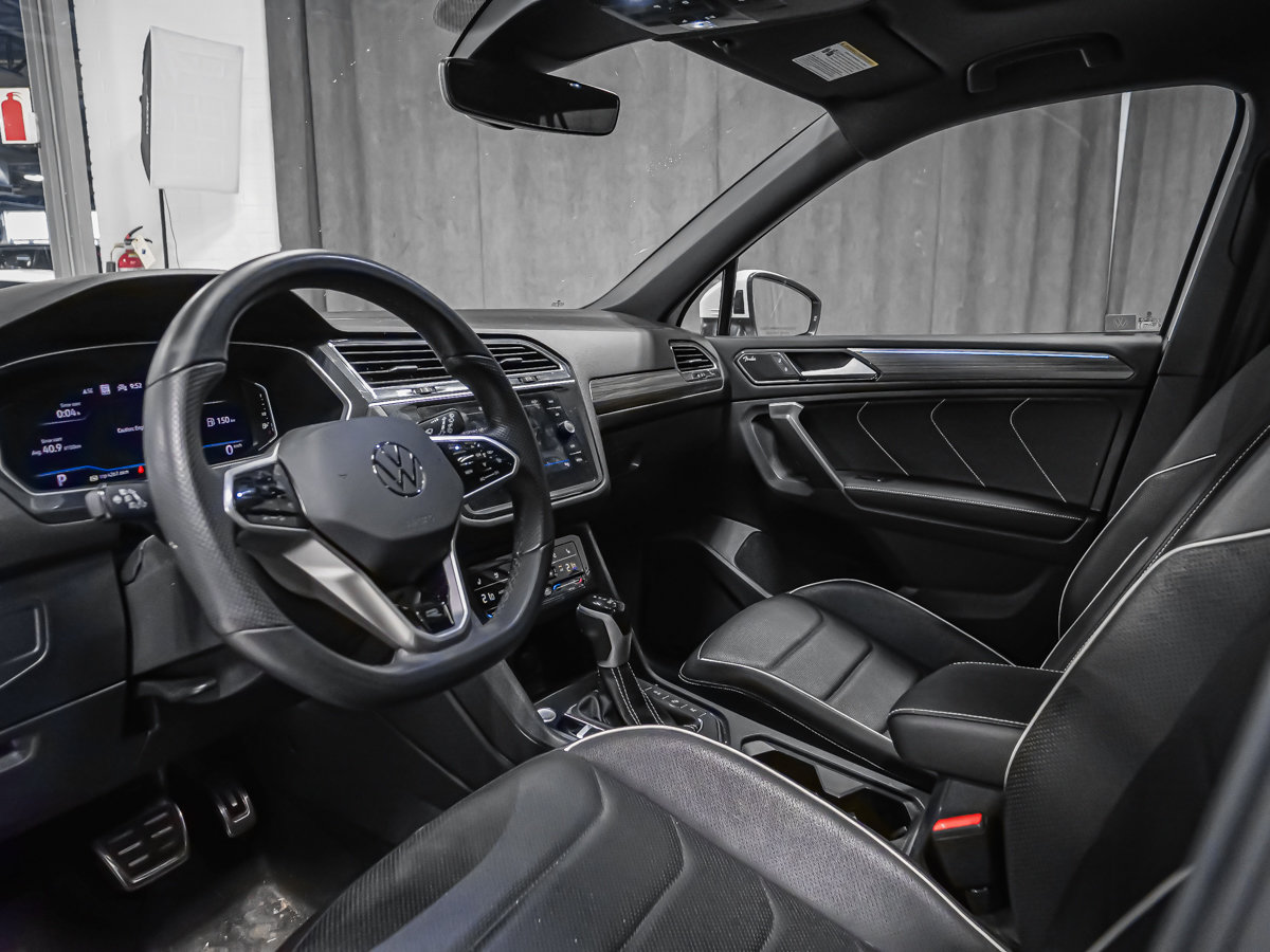 2024 Volkswagen Tiguan Highline R-Line-1