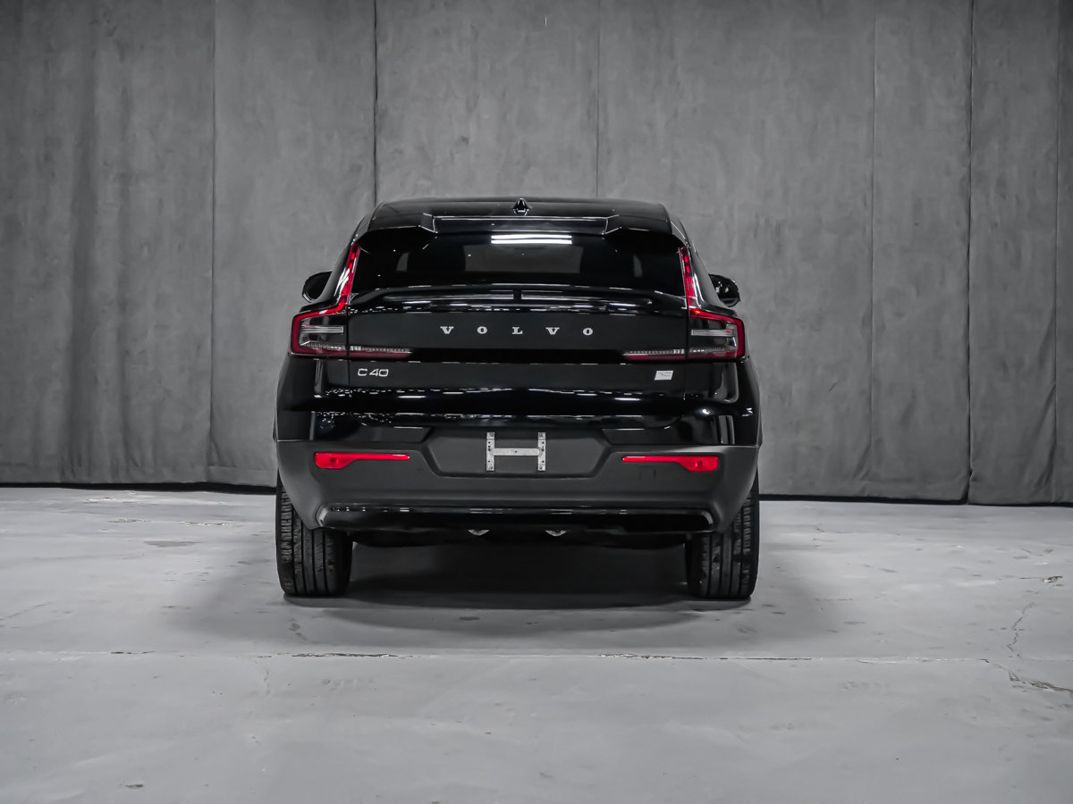 2022 Volvo C40 Recharge Pure Electric ULTIMATE TWIN MOTOR 4WD-5