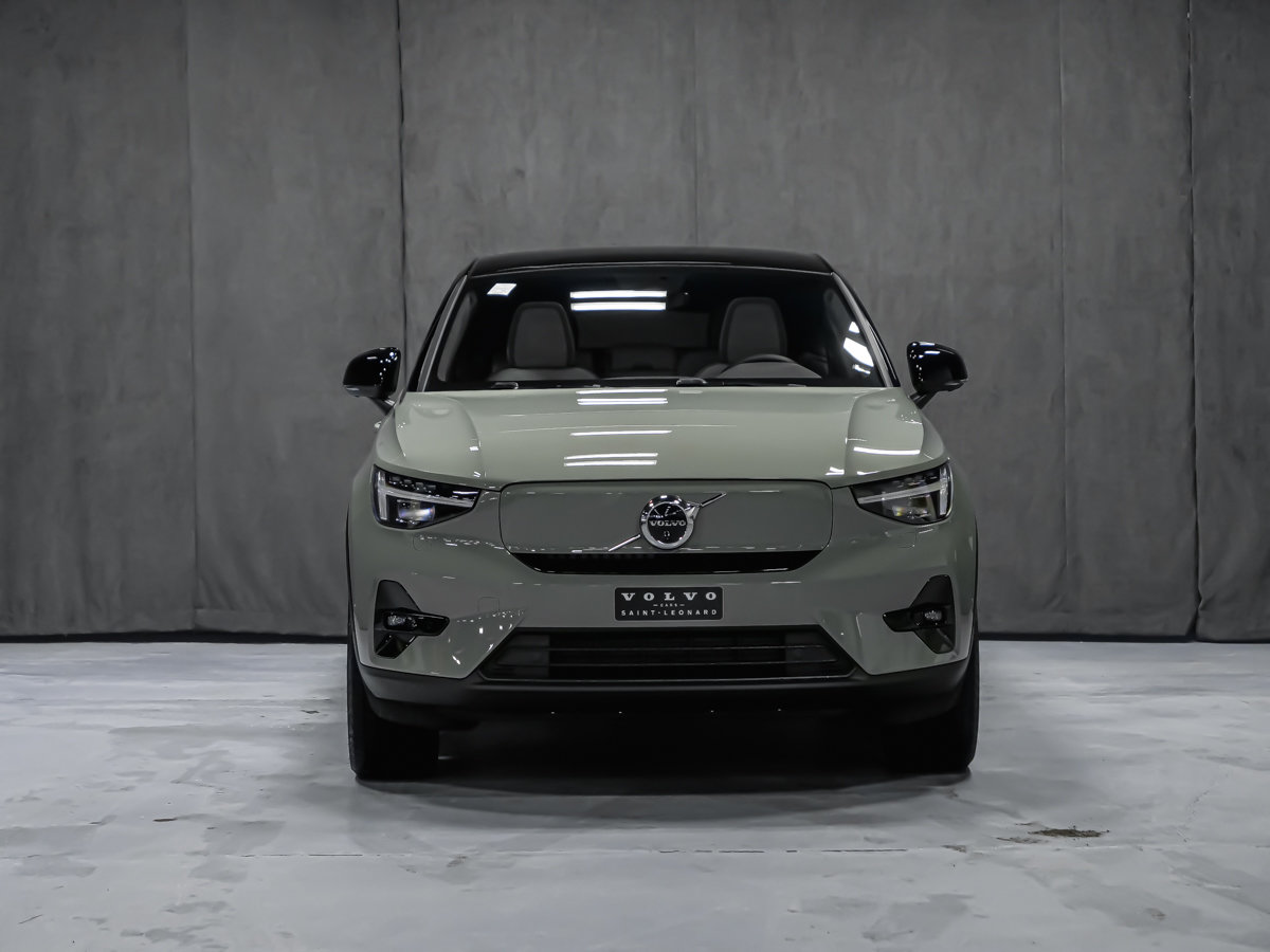 2025 Volvo EC40 Ultra-3