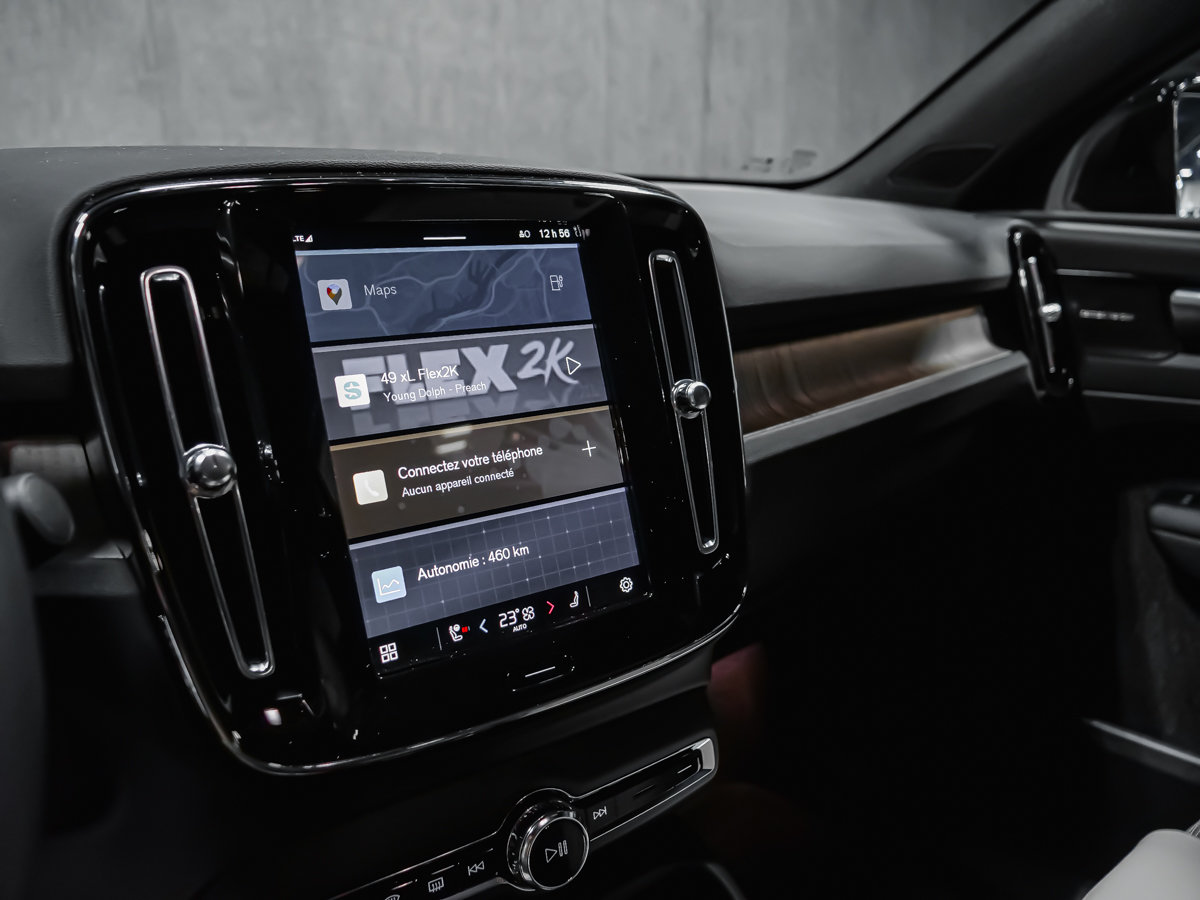 2025 Volvo EC40 Ultra-19