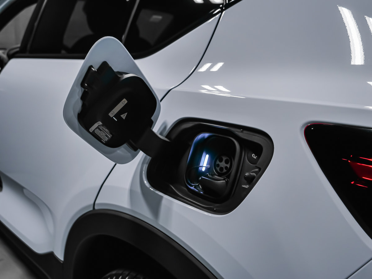 Volvo EC40 TWIN Ultra 2025-9