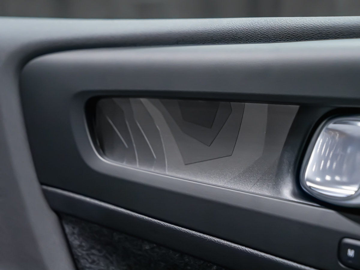 Volvo EC40 TWIN Ultra 2025-12