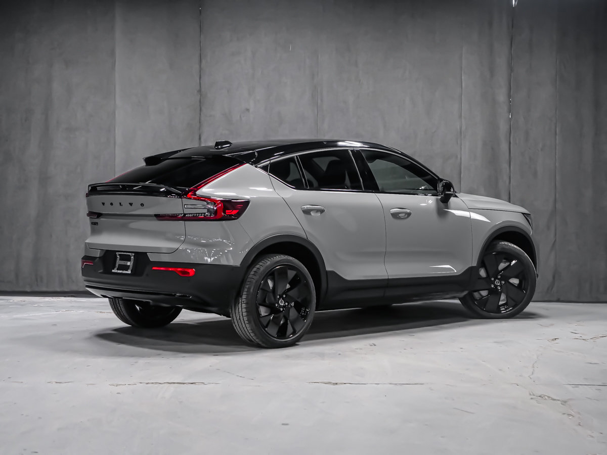 2026 Volvo EC40 Twin Motor, Ultra Black Edition-3
