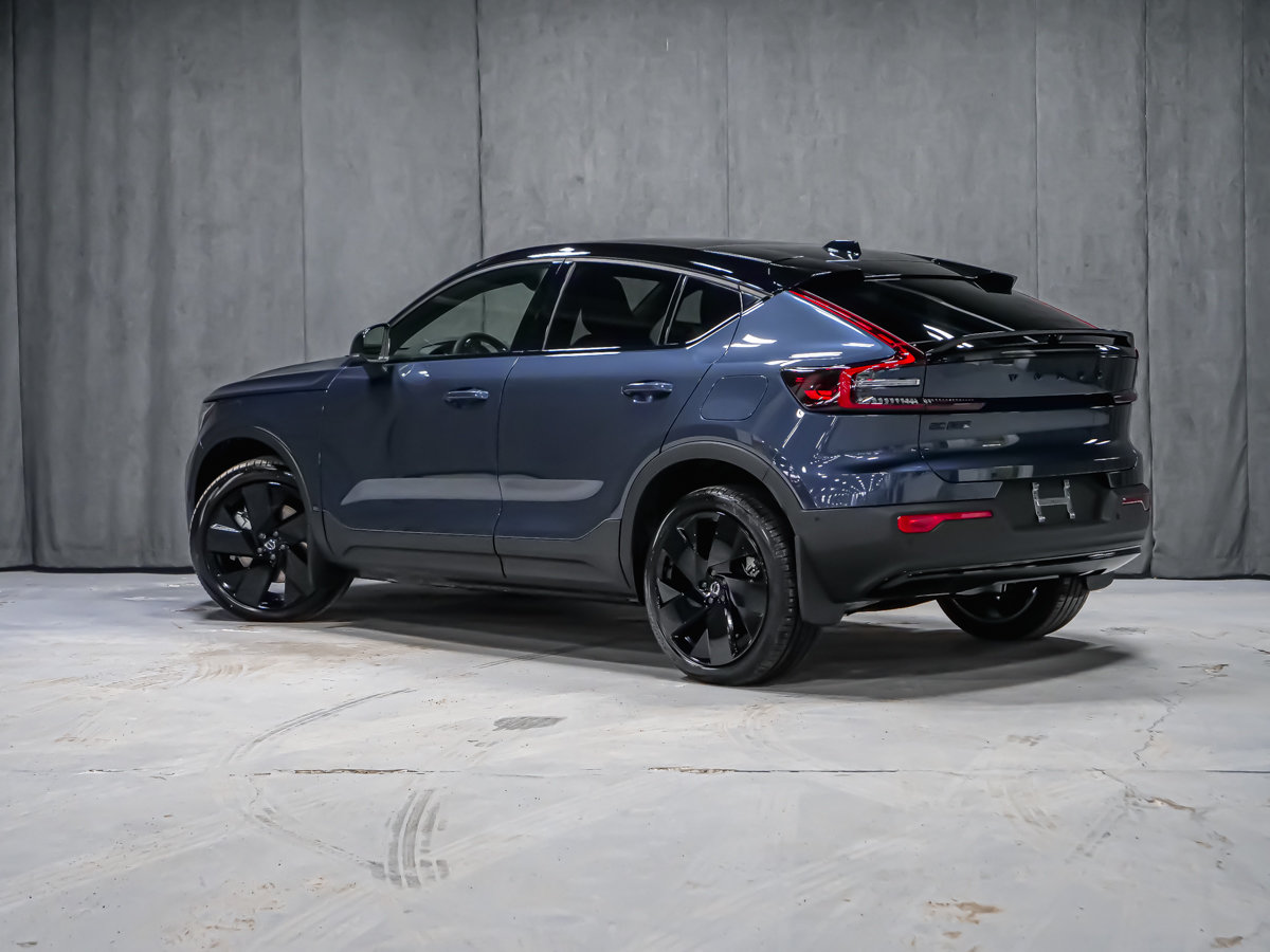 2026 Volvo EC40 Twin Motor, Ultra Black Edition-4