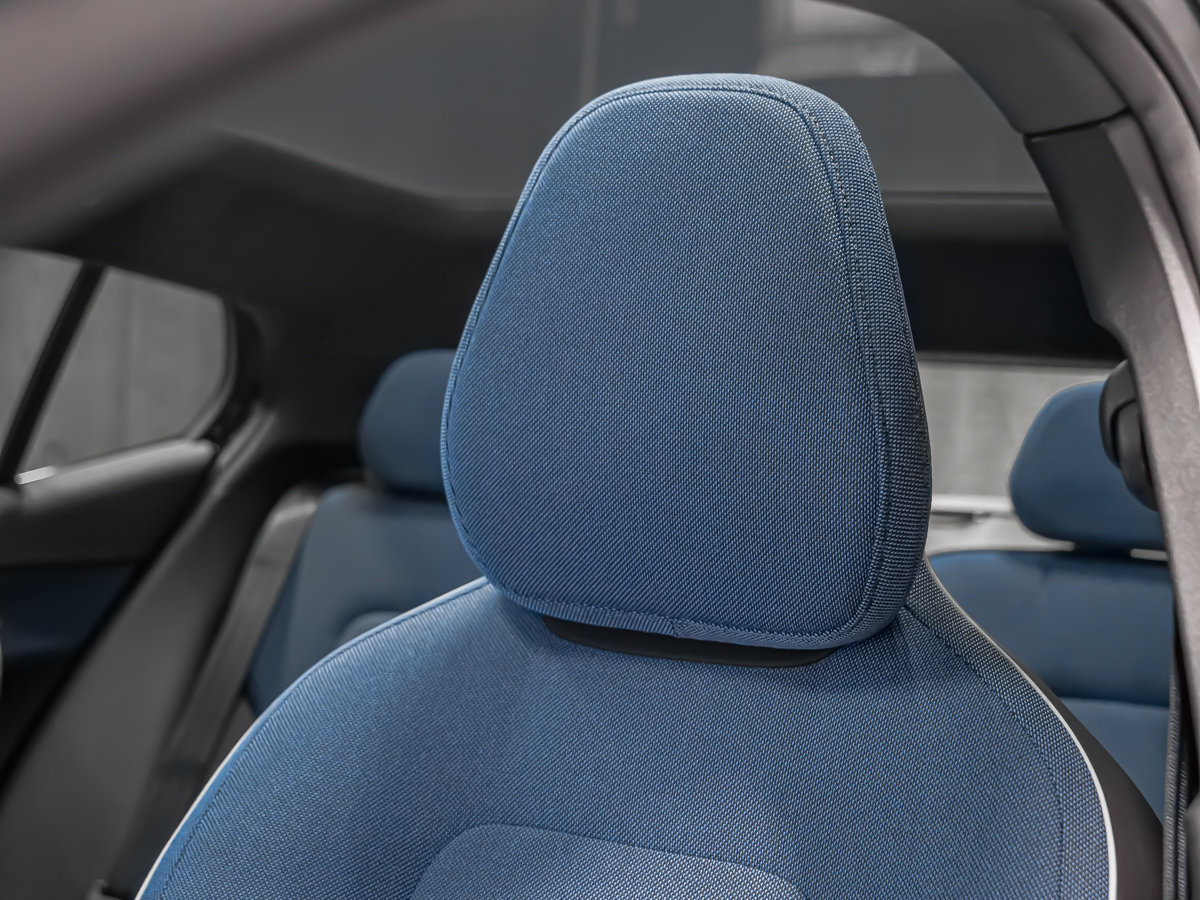 Volvo EX30 Cross Country Ultra 2026-45