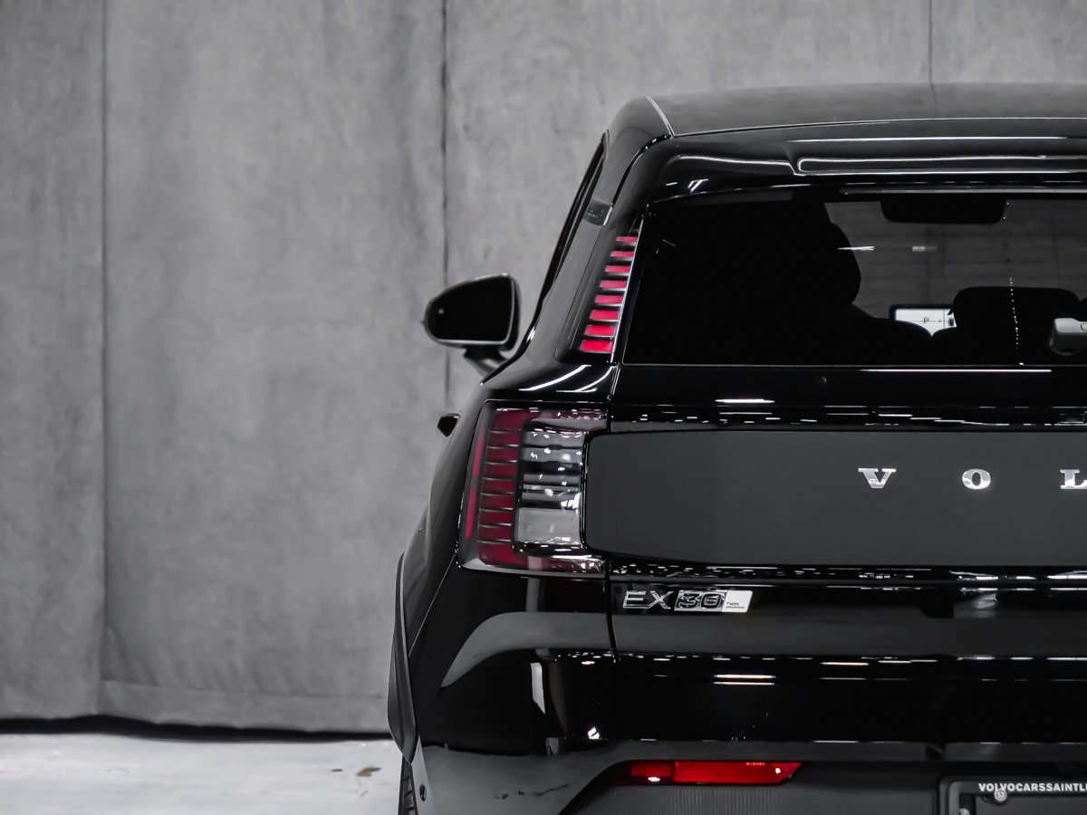 Volvo EX30 Cross Country Ultra 2026-16