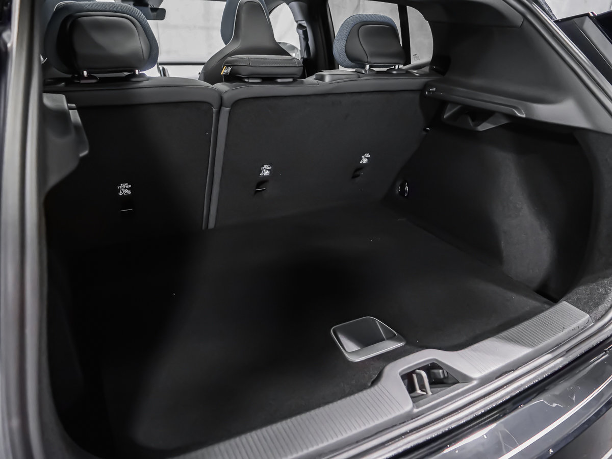 Volvo EX30 Cross Country Ultra 2026-10