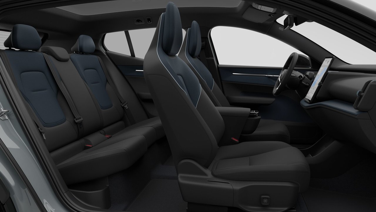 2026 Volvo EX30 Ultra Cross Country-11