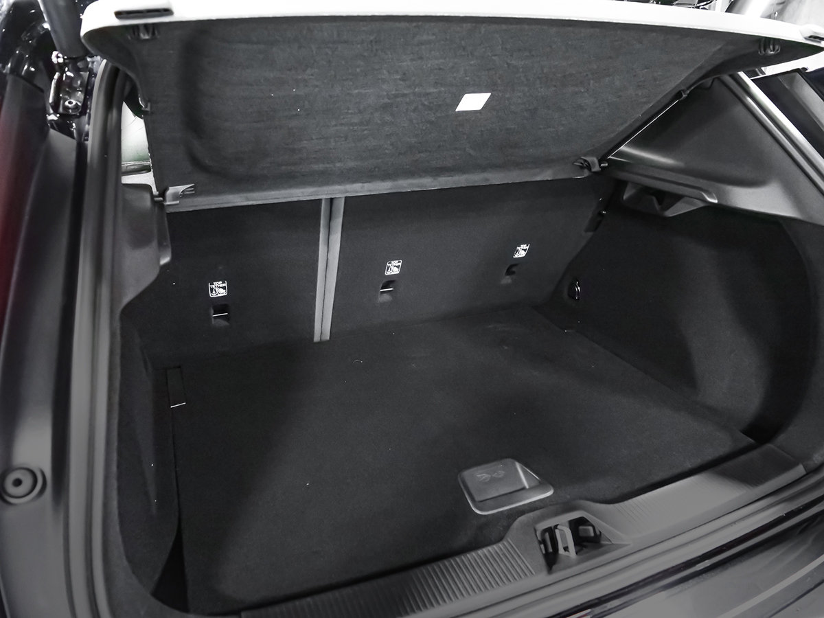 Volvo EX30 TWIN Plus 2026-27