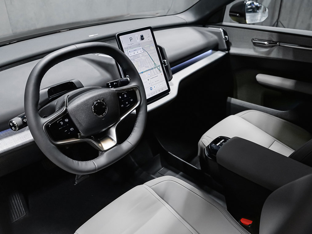 Volvo EX30 TWIN Plus 2026-10