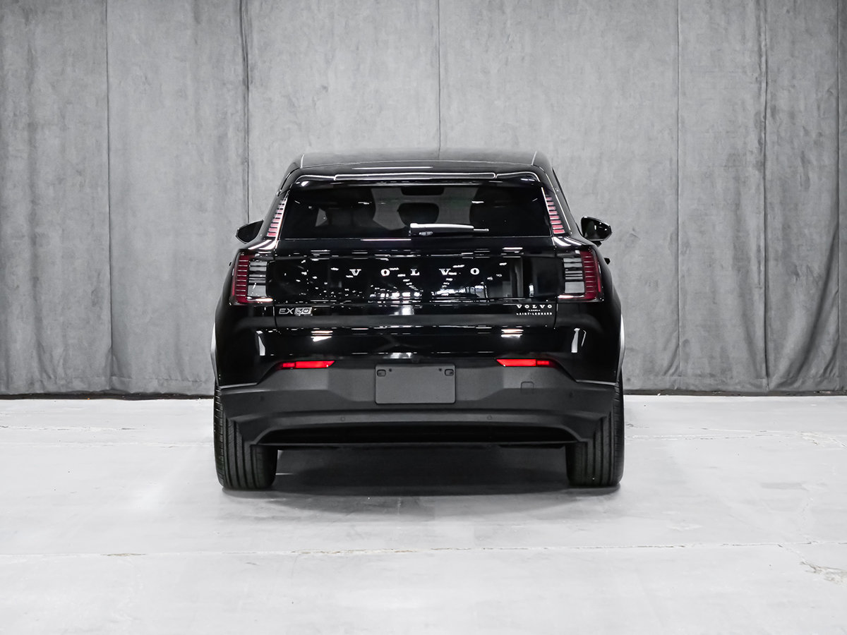 2026 Volvo EX30 TWIN Plus-7