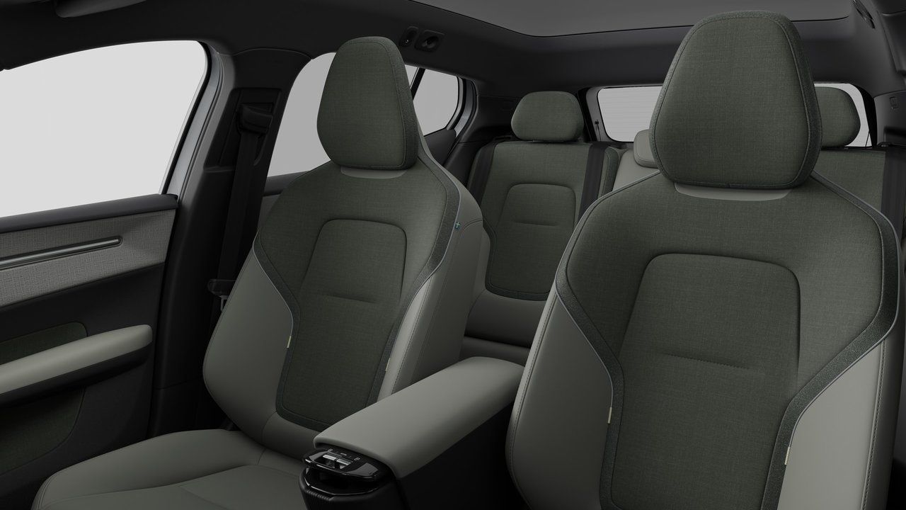 2026 Volvo EX30 Cross Country Ultra-11