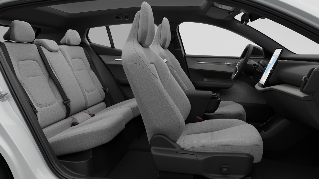 Volvo EX30 TWIN Ultra 2026-12