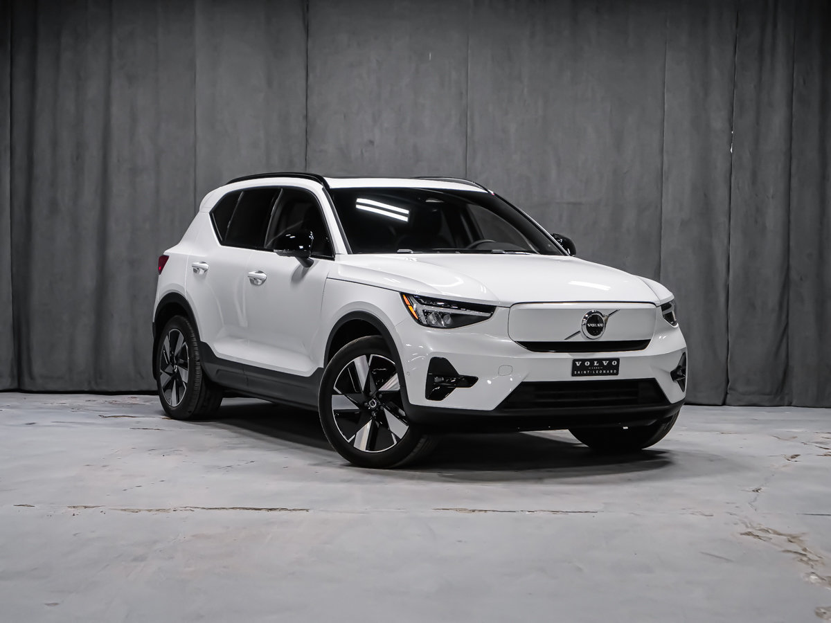 Volvo EX40 TWIN Plus 2025-1