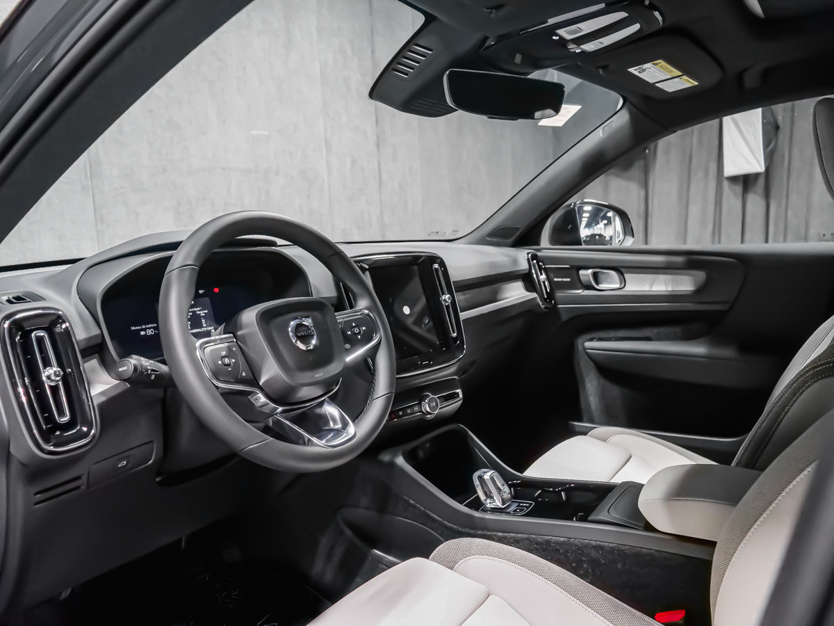 2026 Volvo EX40 Twin Motor, Ultra-6