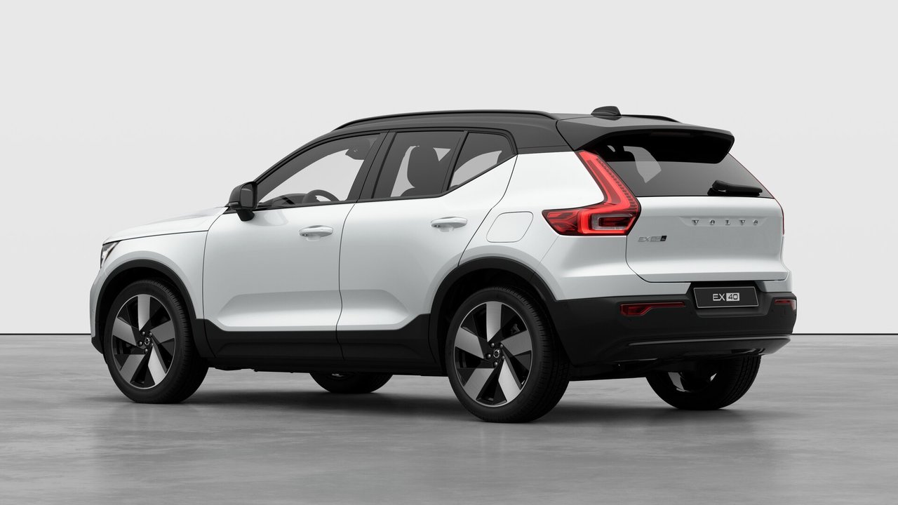 2026 Volvo EX40 Twin Motor, Plus-1