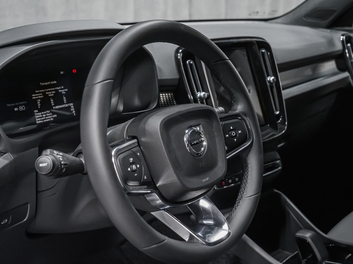 2026 Volvo EX40 Twin Motor, Plus-7