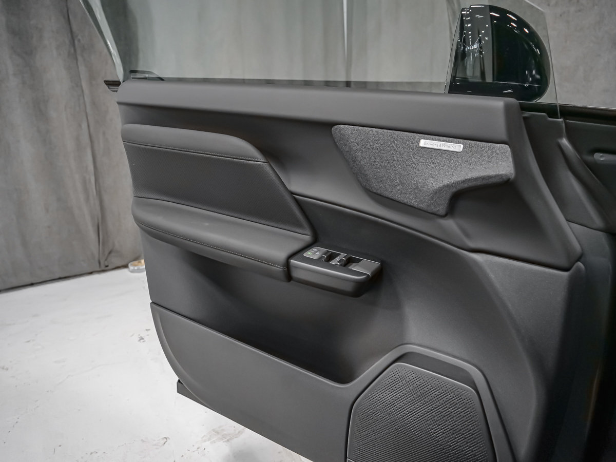 2027 Volvo EX60 Twin Motor, Ultra-47