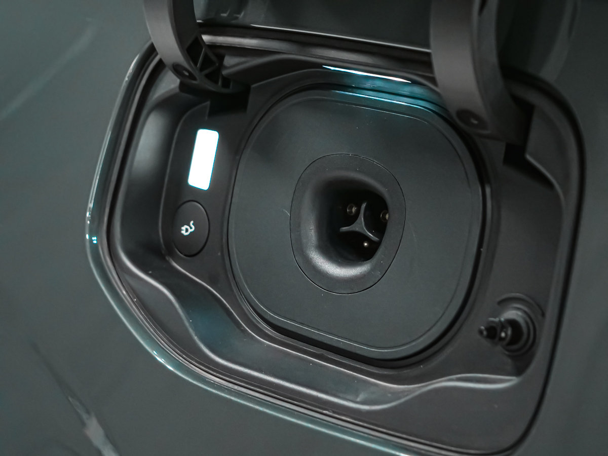 2027 Volvo EX60 Twin Motor, Ultra-29