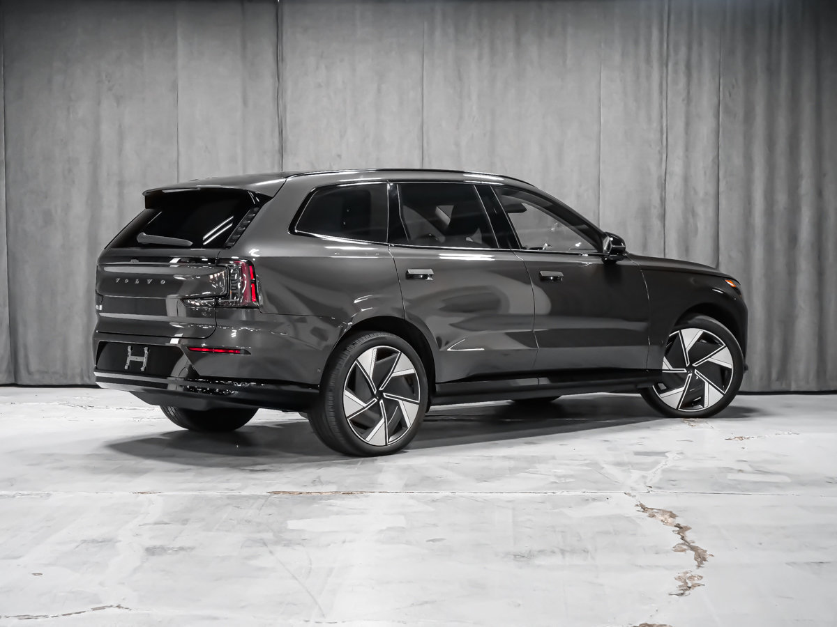 Volvo EX90 2025