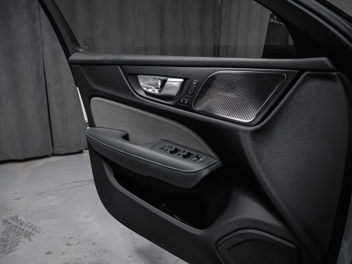 2021 Volvo S60 Recharge T8 R-DESIGN ADVANCED CLIMAT POLESTAR-10