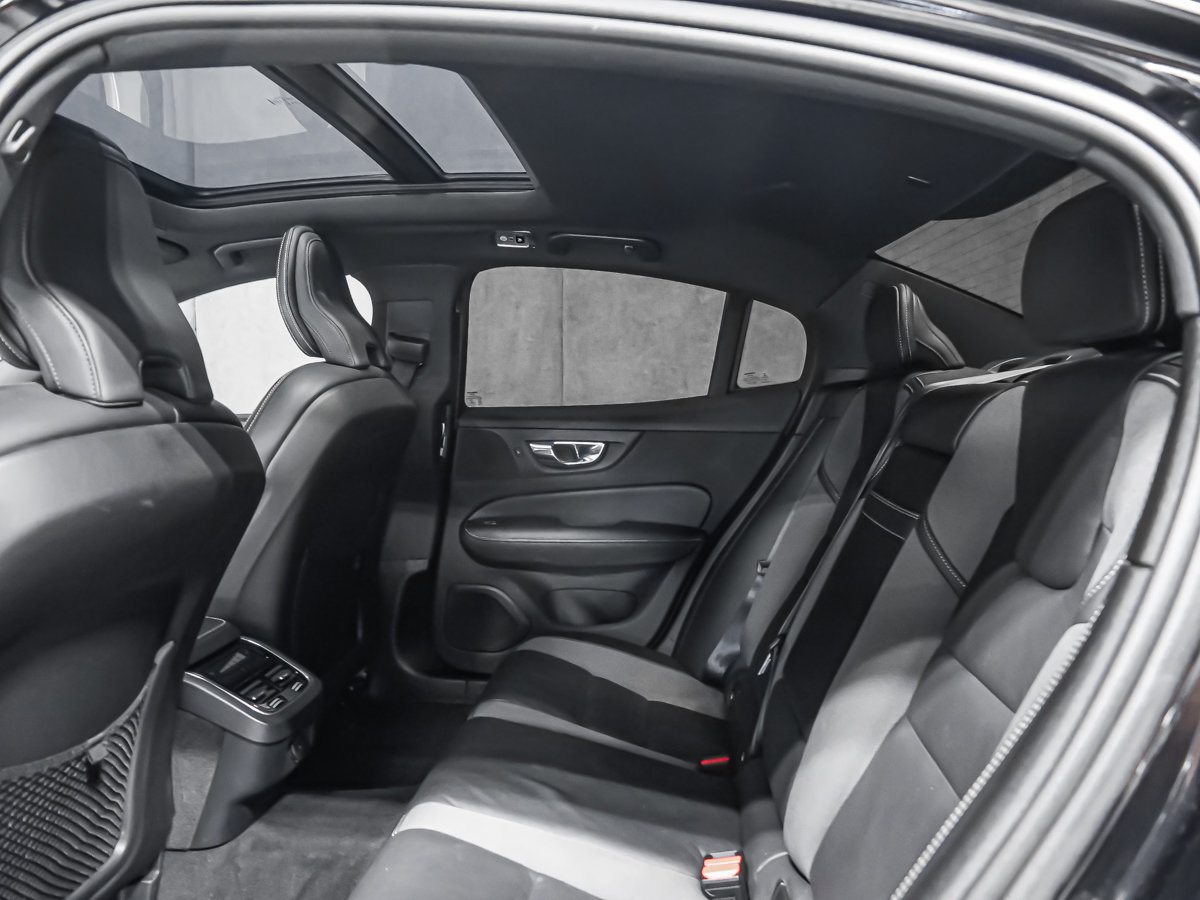 Volvo S60 T6 R-DESIGN 2021-12