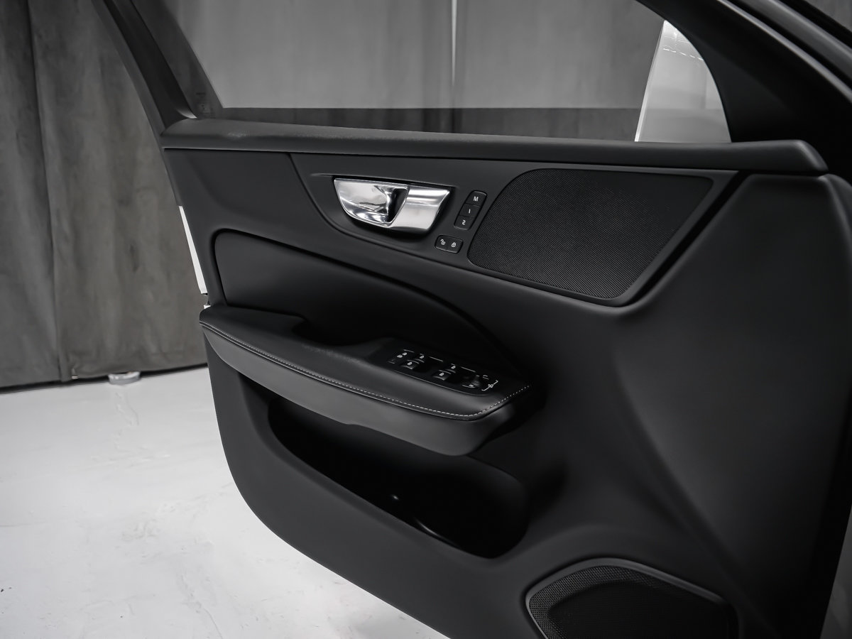 Volvo V60 Cross Country T5 CLIMATE PREMIUM 2021-7