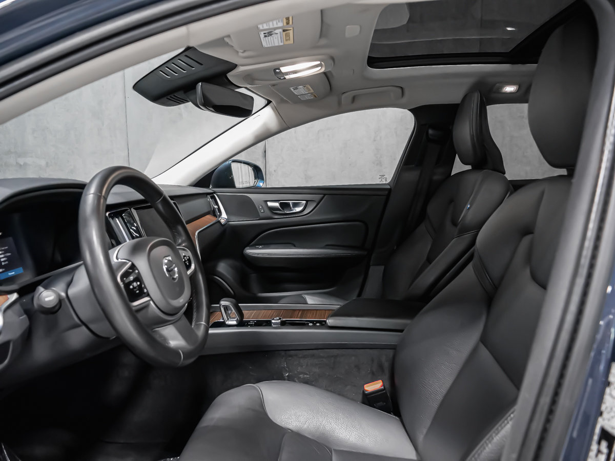 2023 Volvo V60 Cross Country B5 CORE CLIMATE-11