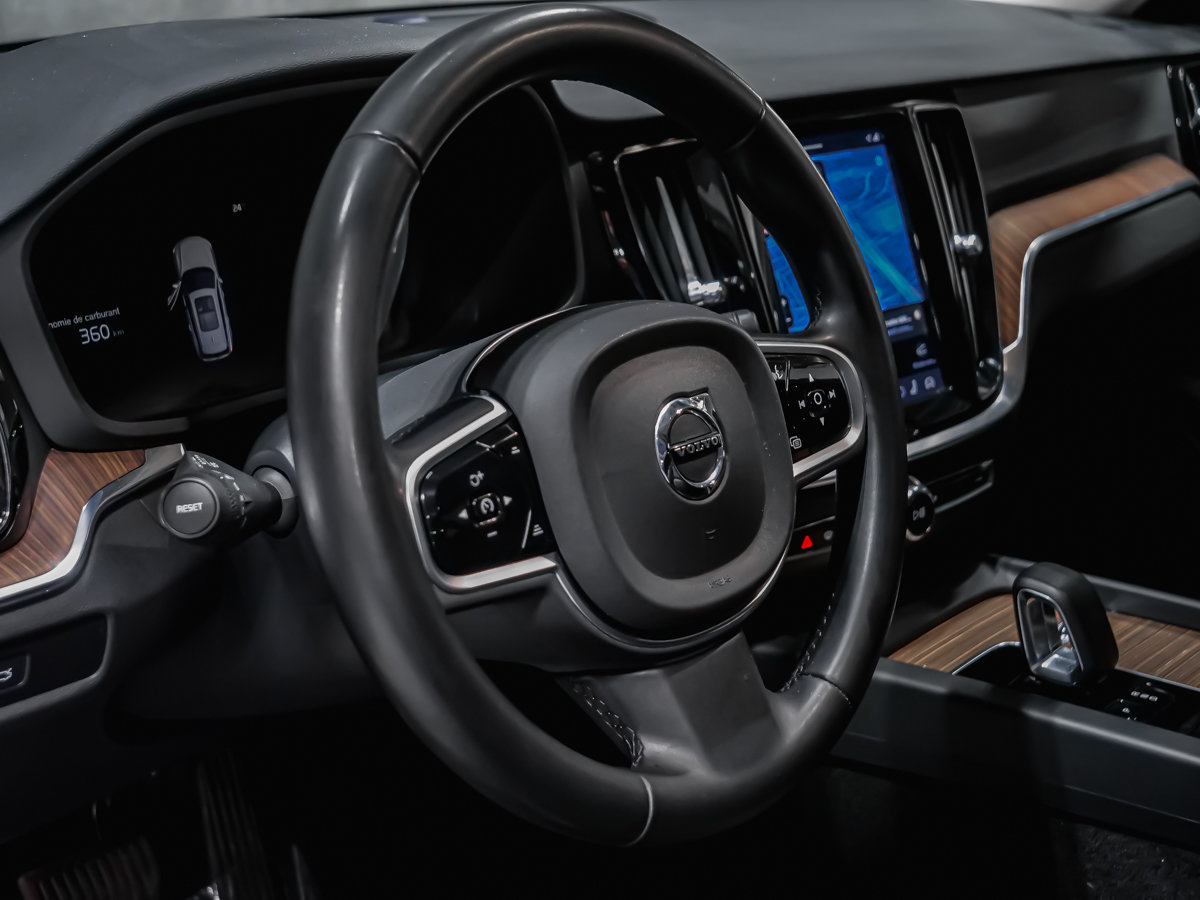 2023 Volvo V60 Cross Country B5 CORE CLIMATE-7
