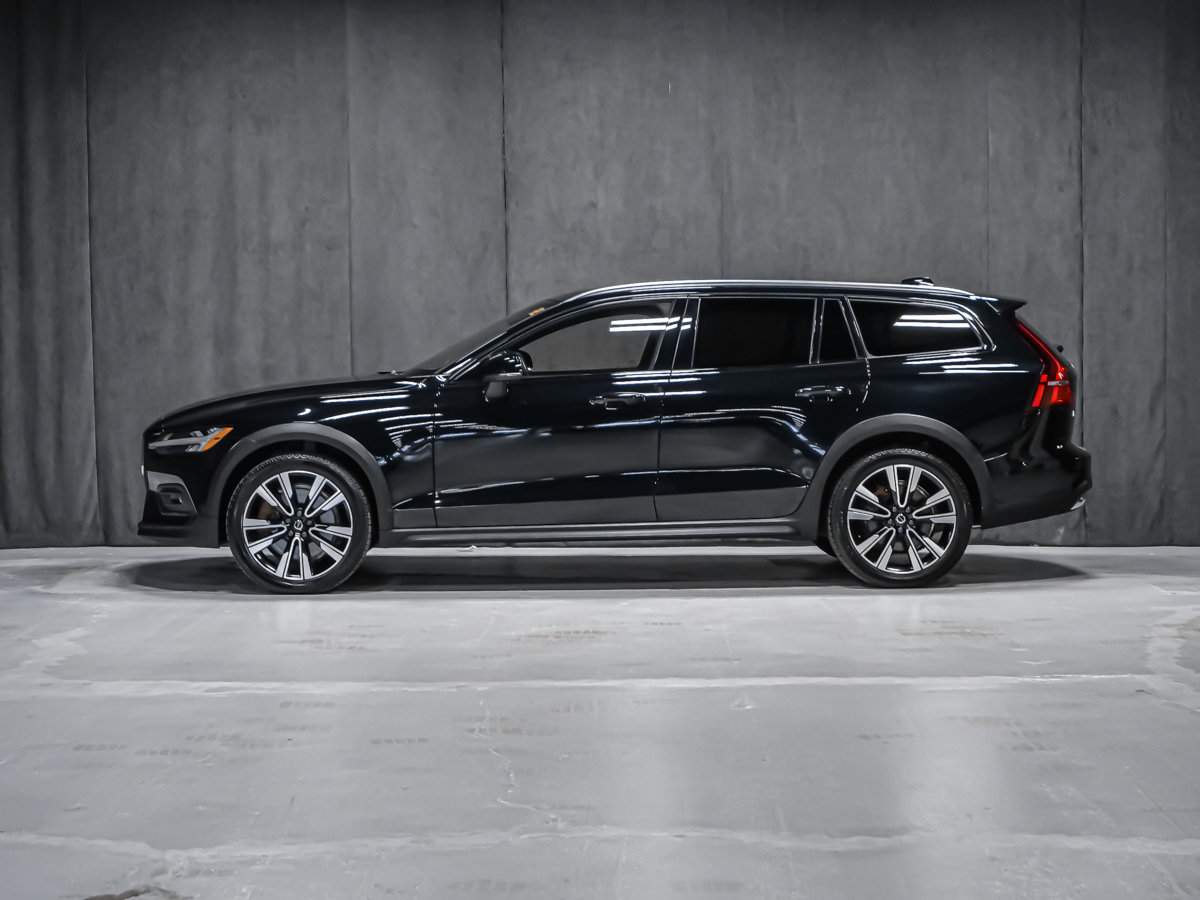 2023 Volvo V60 Cross Country B5 PLUS CLIMAT POLESTAR HARMAN KARDON-2