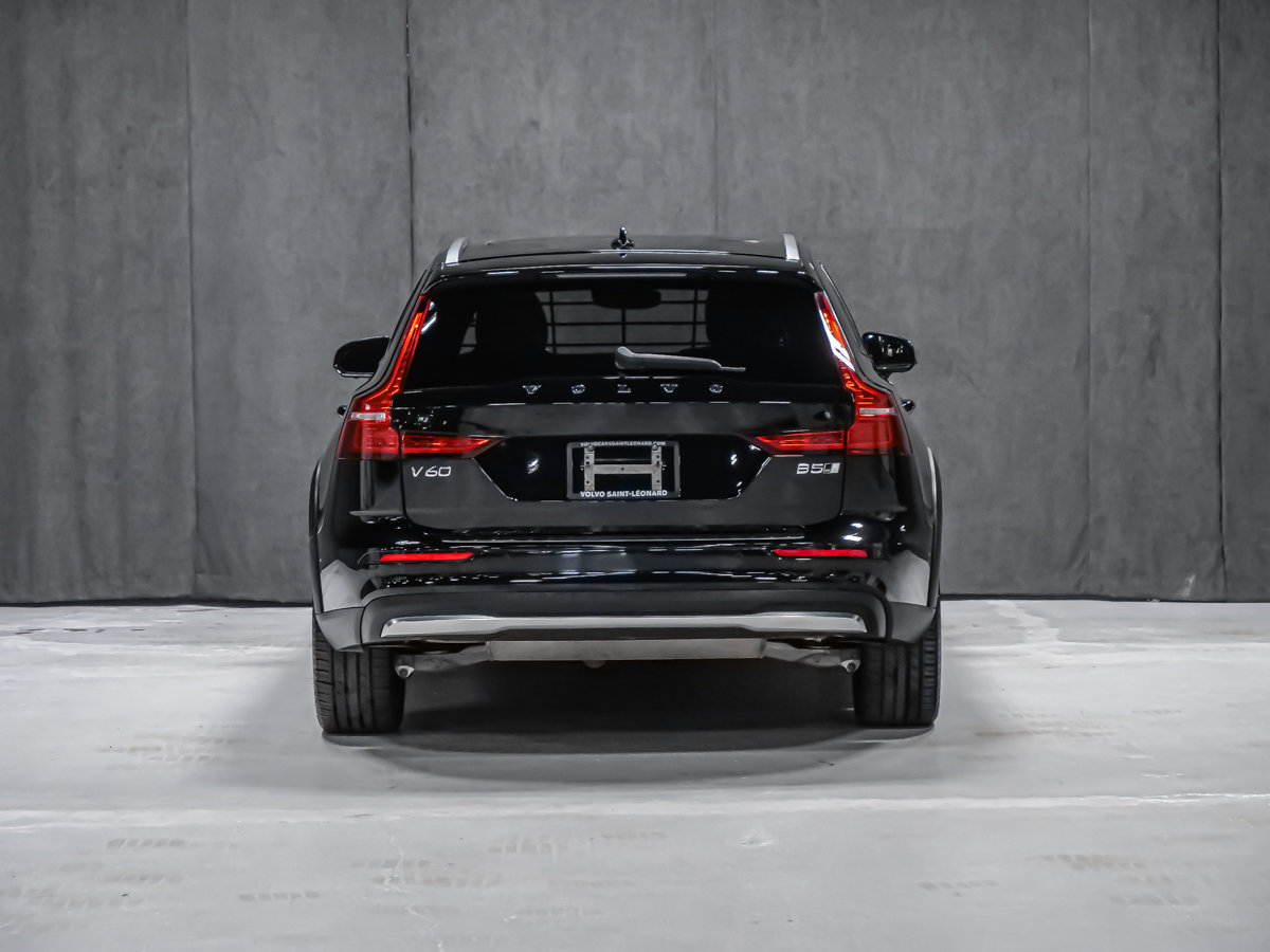 2023 Volvo V60 Cross Country B5 PLUS CLIMAT POLESTAR HARMAN KARDON-4