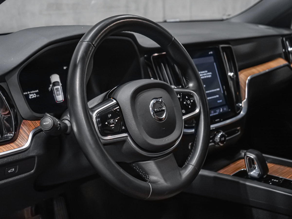 2023 Volvo V60 Cross Country B5 PLUS CLIMAT POLESTAR HARMAN KARDON-7