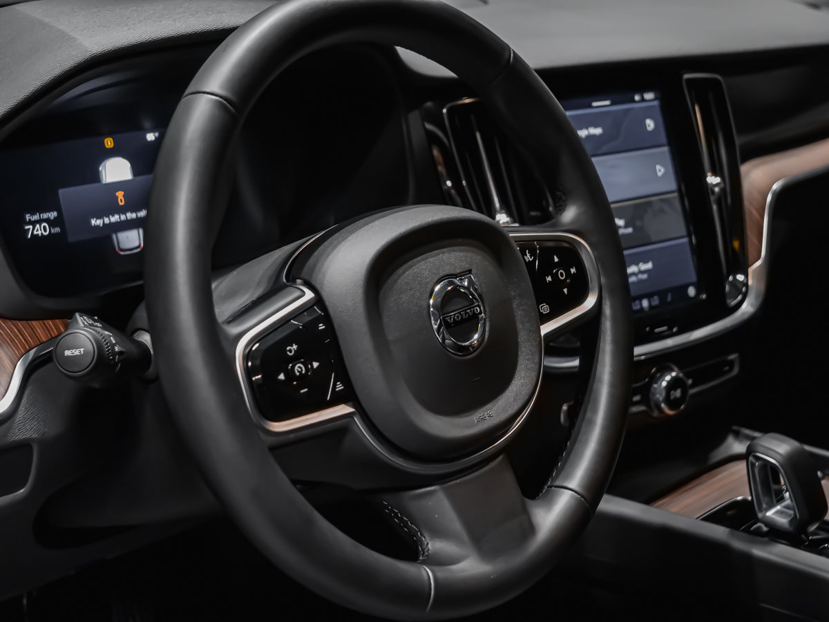 2025 Volvo V60 Cross Country B6 PLUS CLIMAT VOLANT CHAUFFANT MAGS 19PO-8