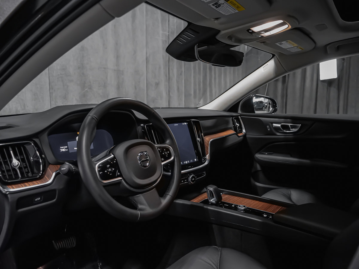 2025 Volvo V60 Cross Country B6 PLUS CLIMAT VOLANT CHAUFFANT MAGS 19PO-6